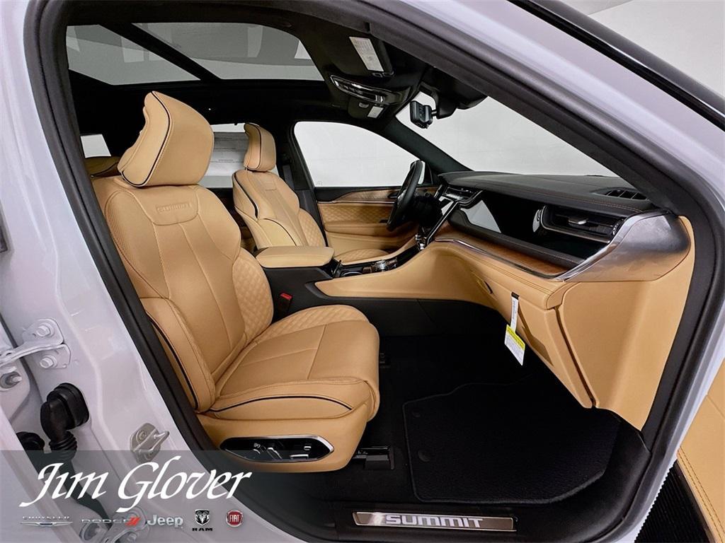 new 2025 Jeep Grand Cherokee L car, priced at $65,837