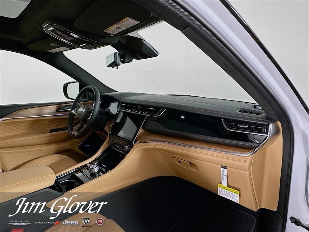 new 2025 Jeep Grand Cherokee L car, priced at $65,837