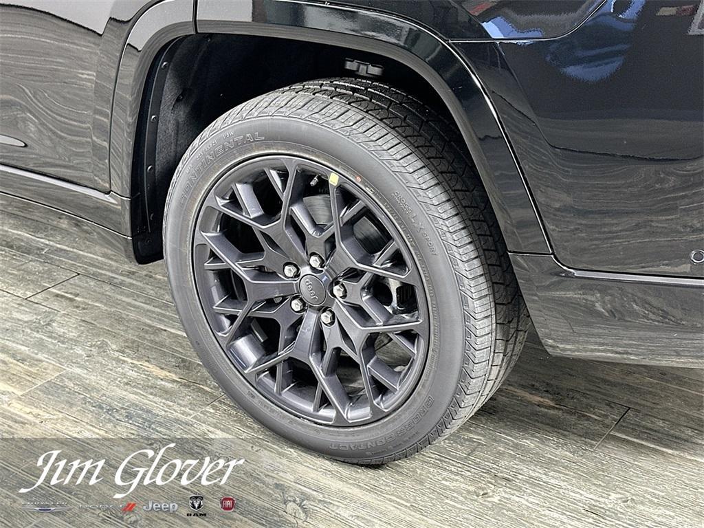 new 2025 Jeep Grand Cherokee L car, priced at $66,335