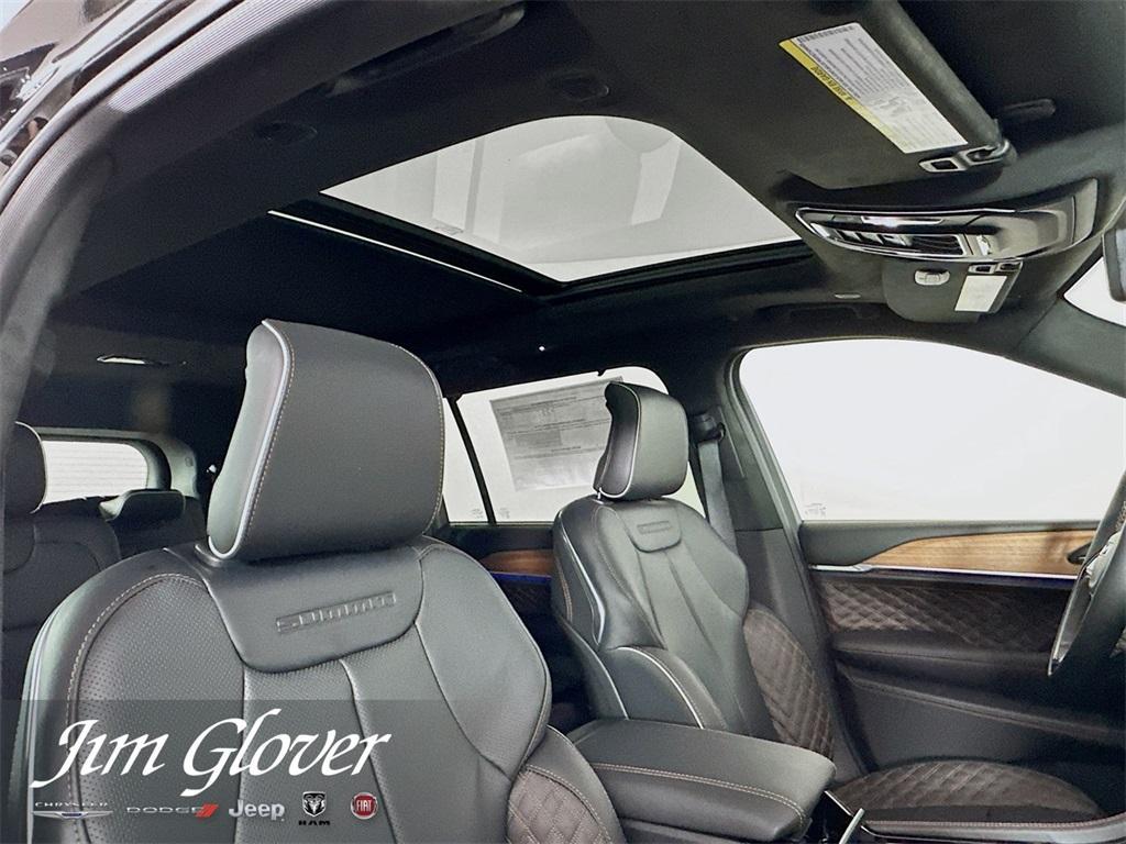 new 2025 Jeep Grand Cherokee L car, priced at $66,335