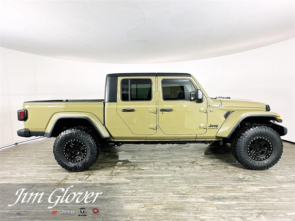 new 2025 Jeep Gladiator car, priced at $48,874