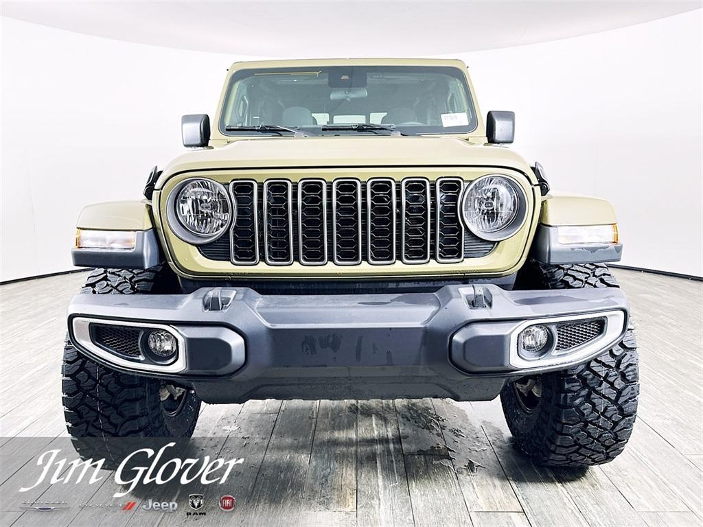 new 2025 Jeep Gladiator car, priced at $48,874