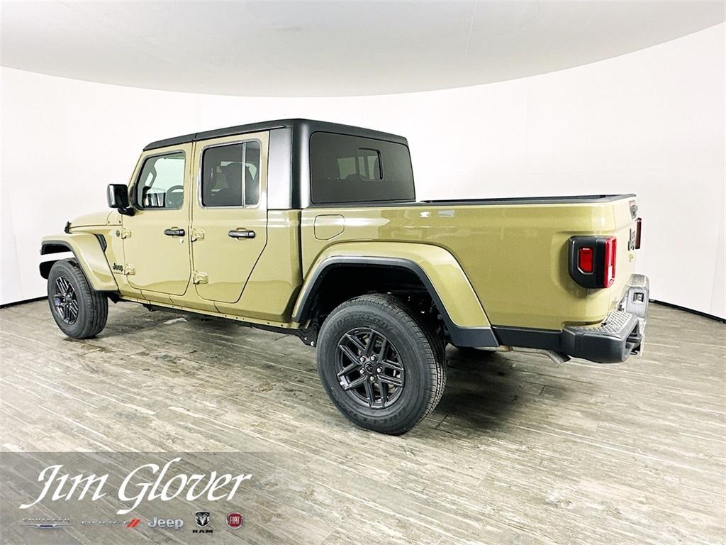 new 2025 Jeep Gladiator car, priced at $40,738