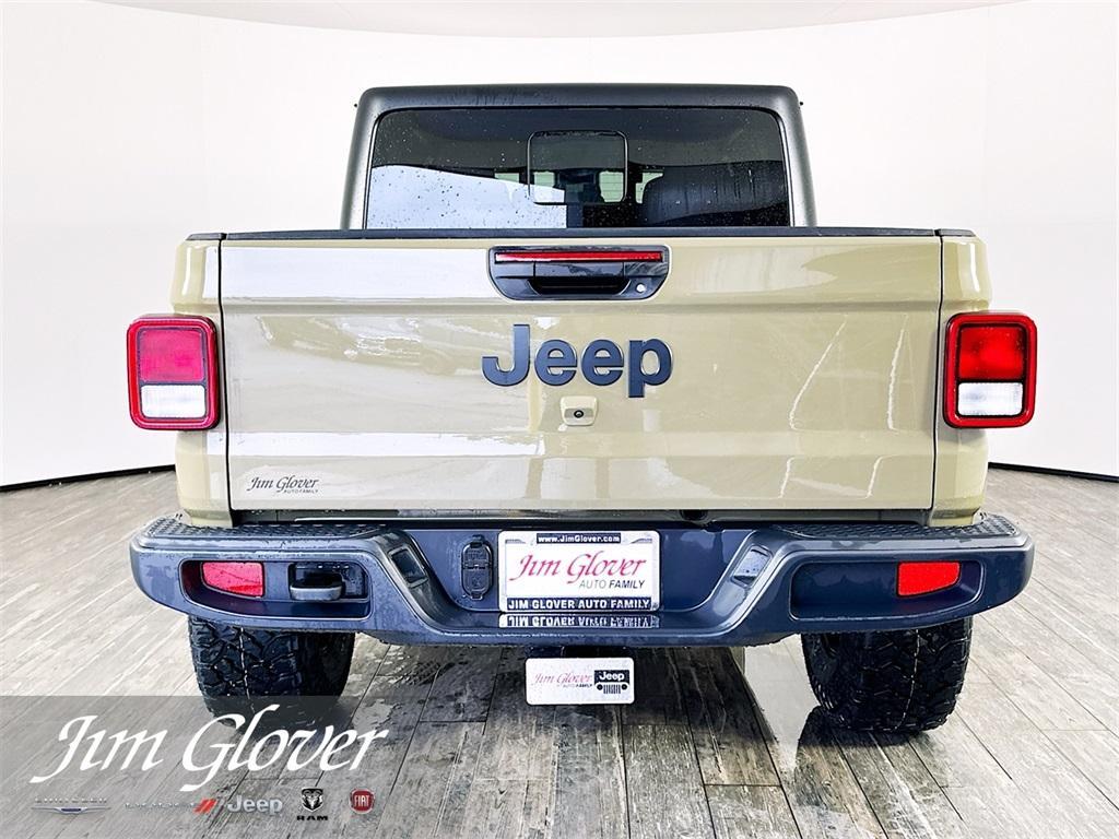 new 2025 Jeep Gladiator car, priced at $48,874