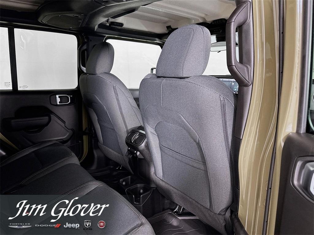 new 2025 Jeep Gladiator car, priced at $48,874