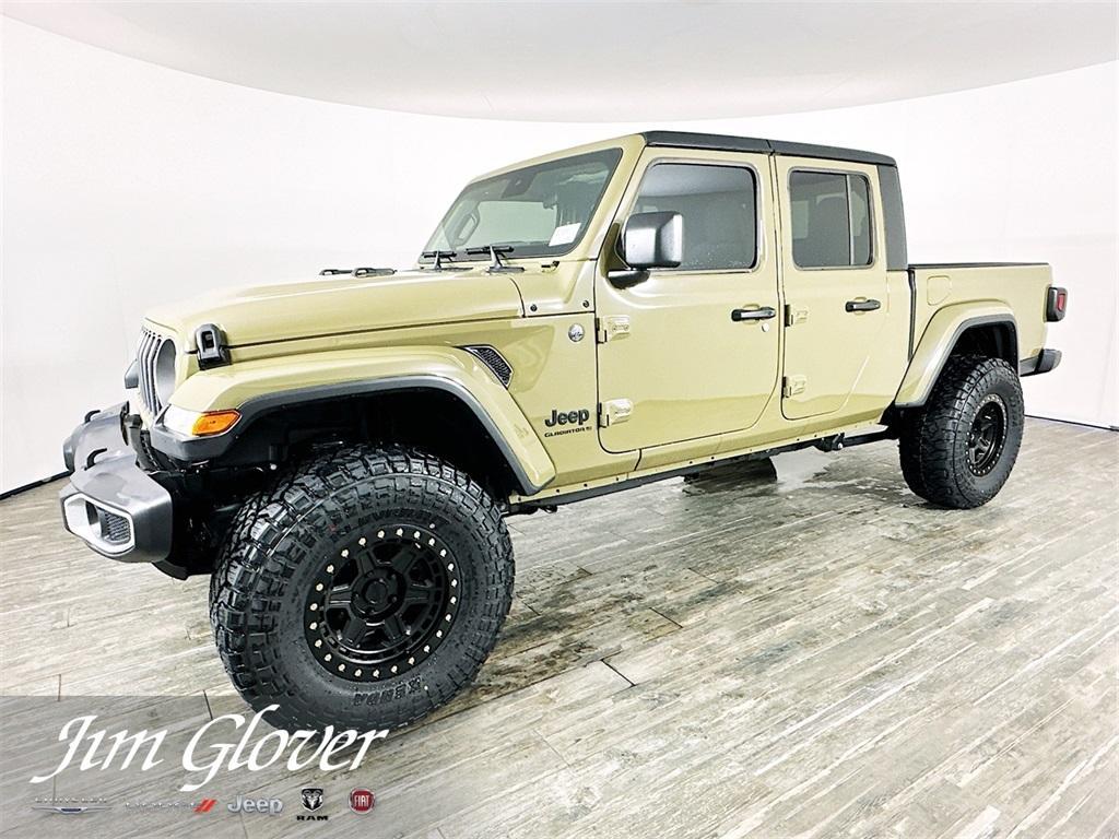 new 2025 Jeep Gladiator car, priced at $48,874