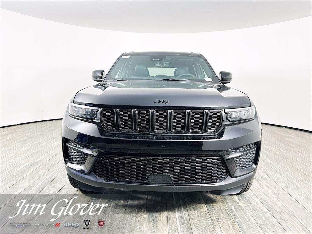 new 2025 Jeep Grand Cherokee car, priced at $39,827