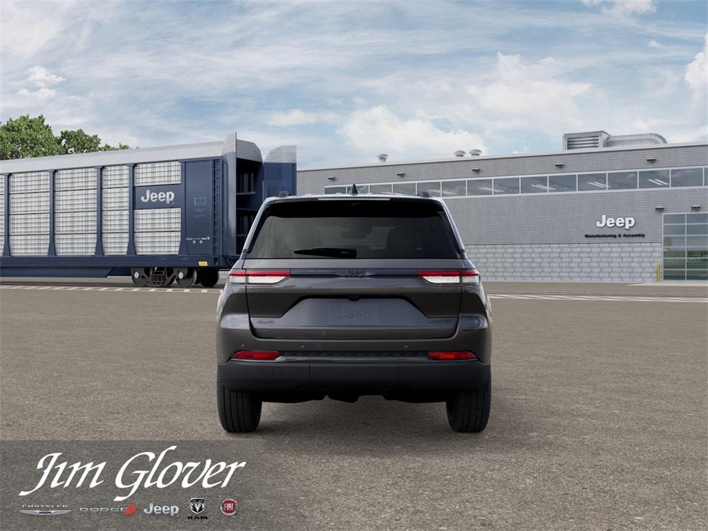 new 2025 Jeep Grand Cherokee car, priced at $50,204