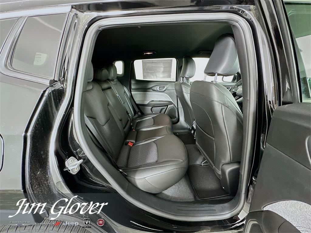 new 2025 Jeep Compass car, priced at $26,830