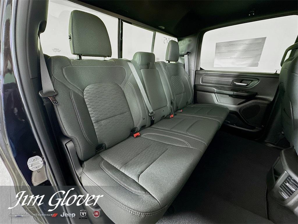 new 2025 Ram 1500 car, priced at $42,583