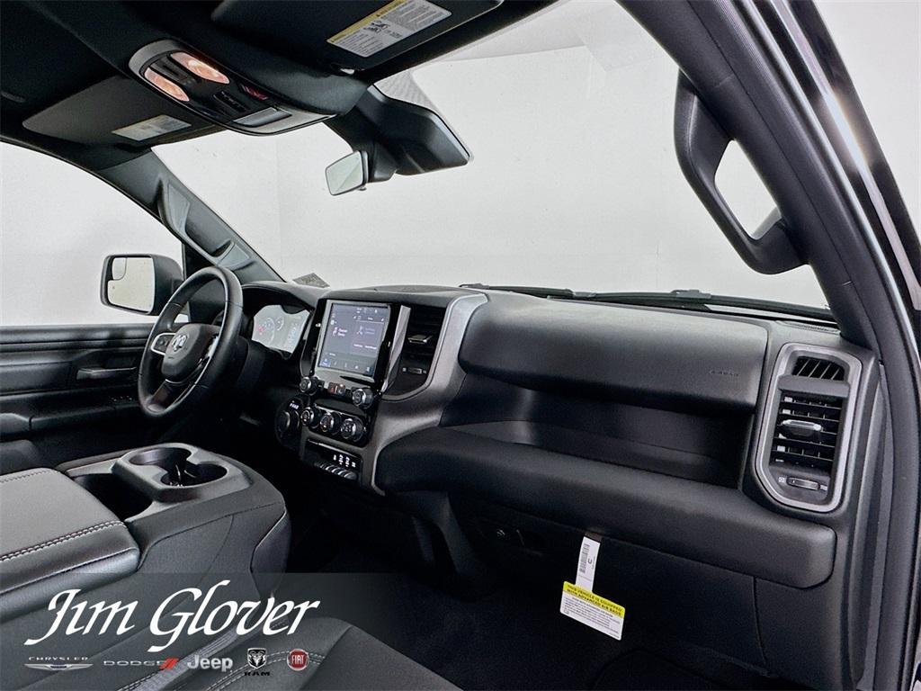 new 2025 Ram 1500 car, priced at $42,583
