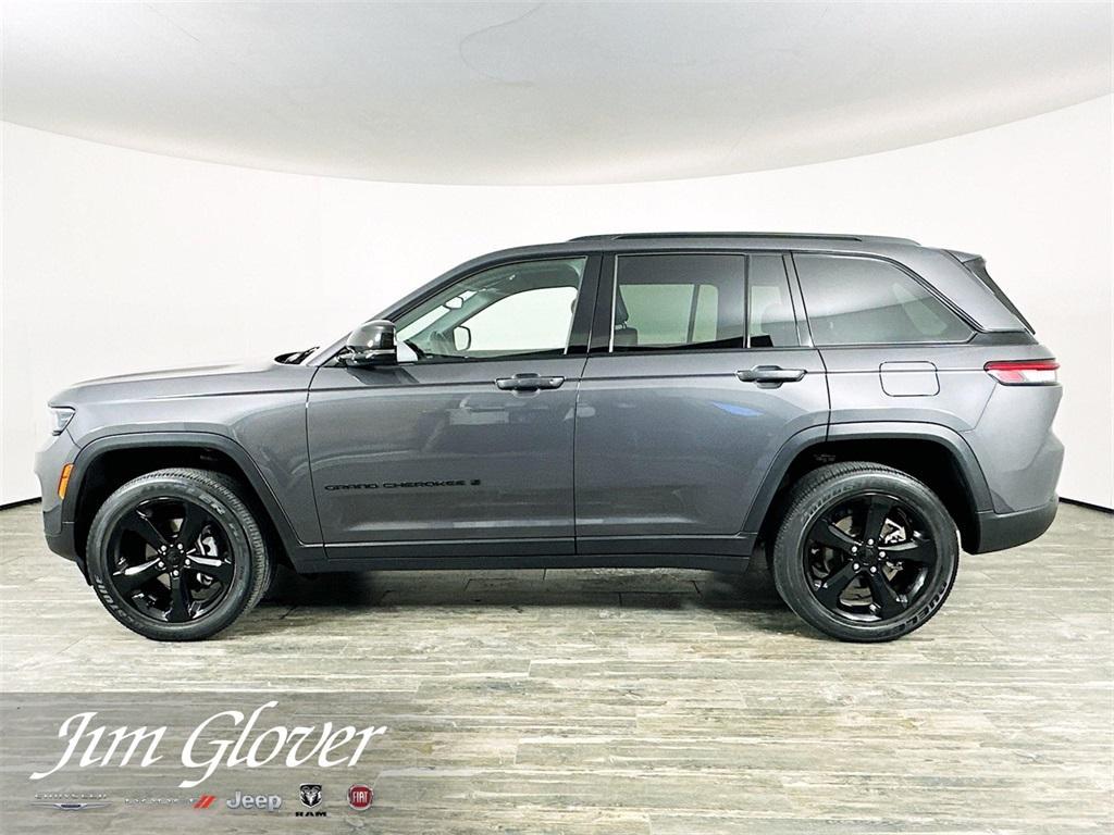used 2023 Jeep Grand Cherokee car, priced at $31,473