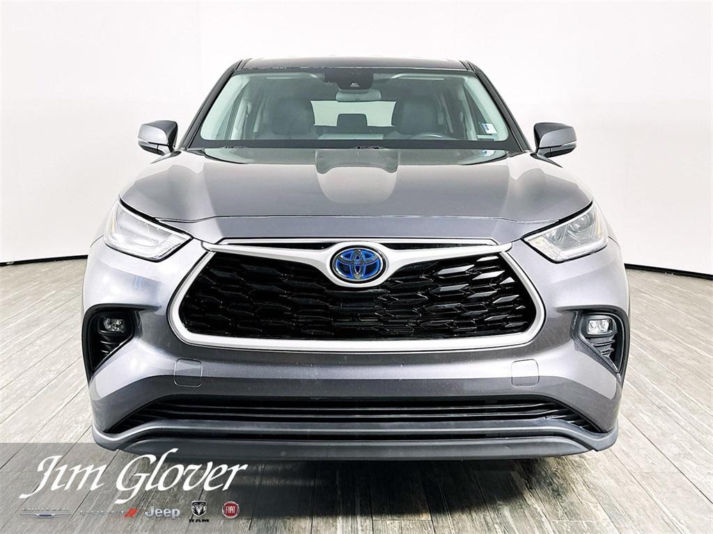used 2021 Toyota Highlander Hybrid car, priced at $22,591