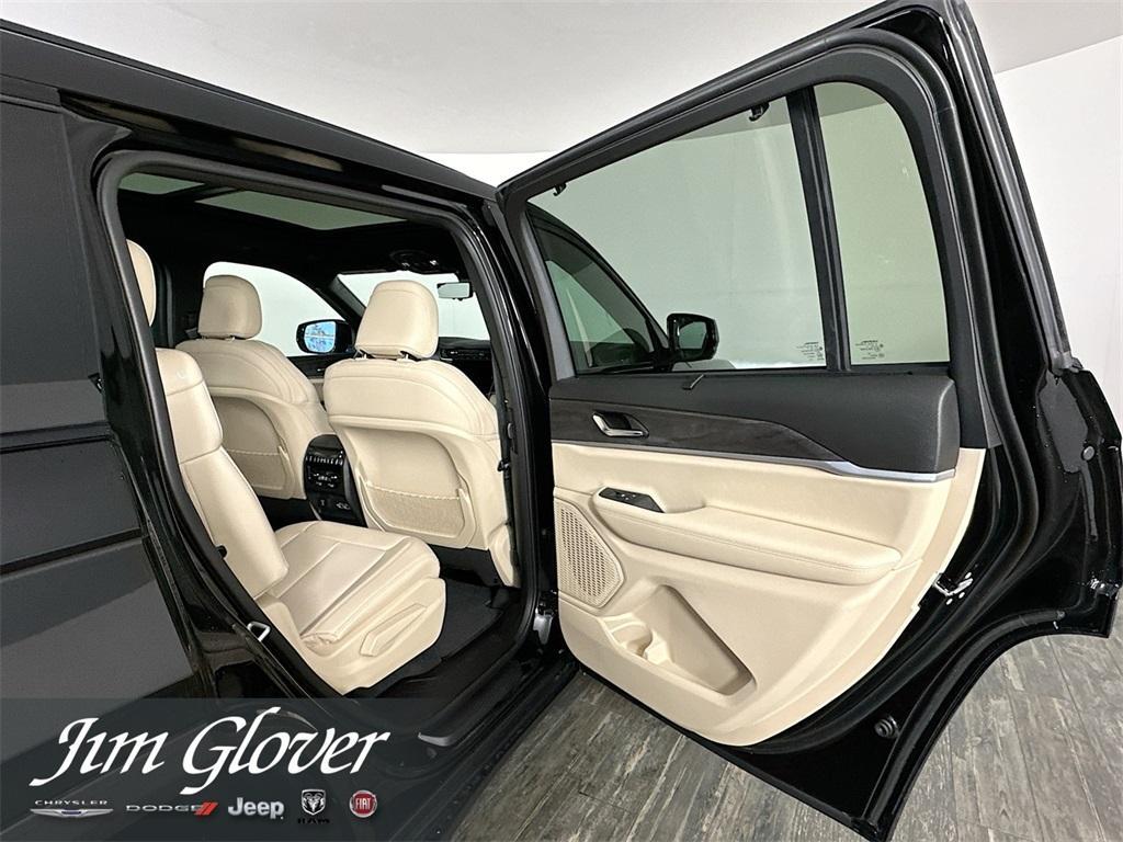 new 2025 Jeep Grand Cherokee L car, priced at $50,469