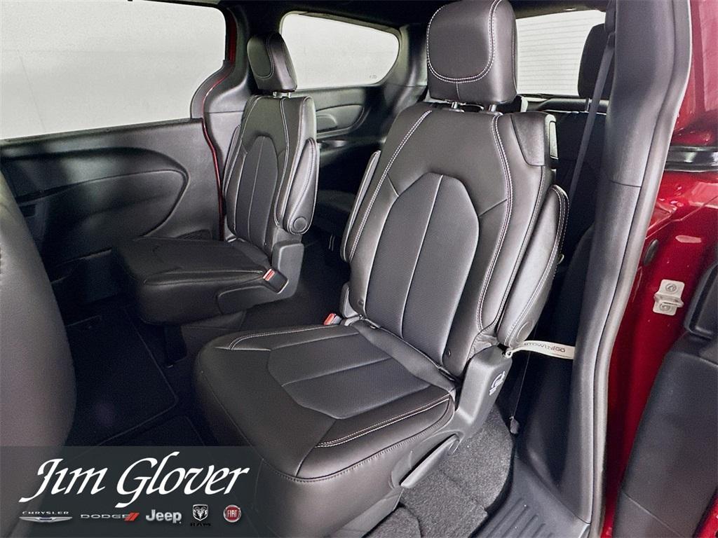 new 2026 Chrysler Pacifica car, priced at $43,550