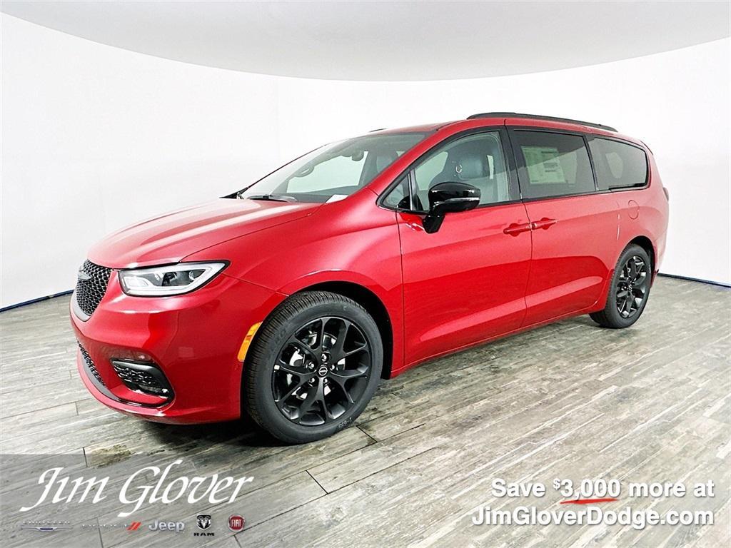 new 2026 Chrysler Pacifica car, priced at $44,240