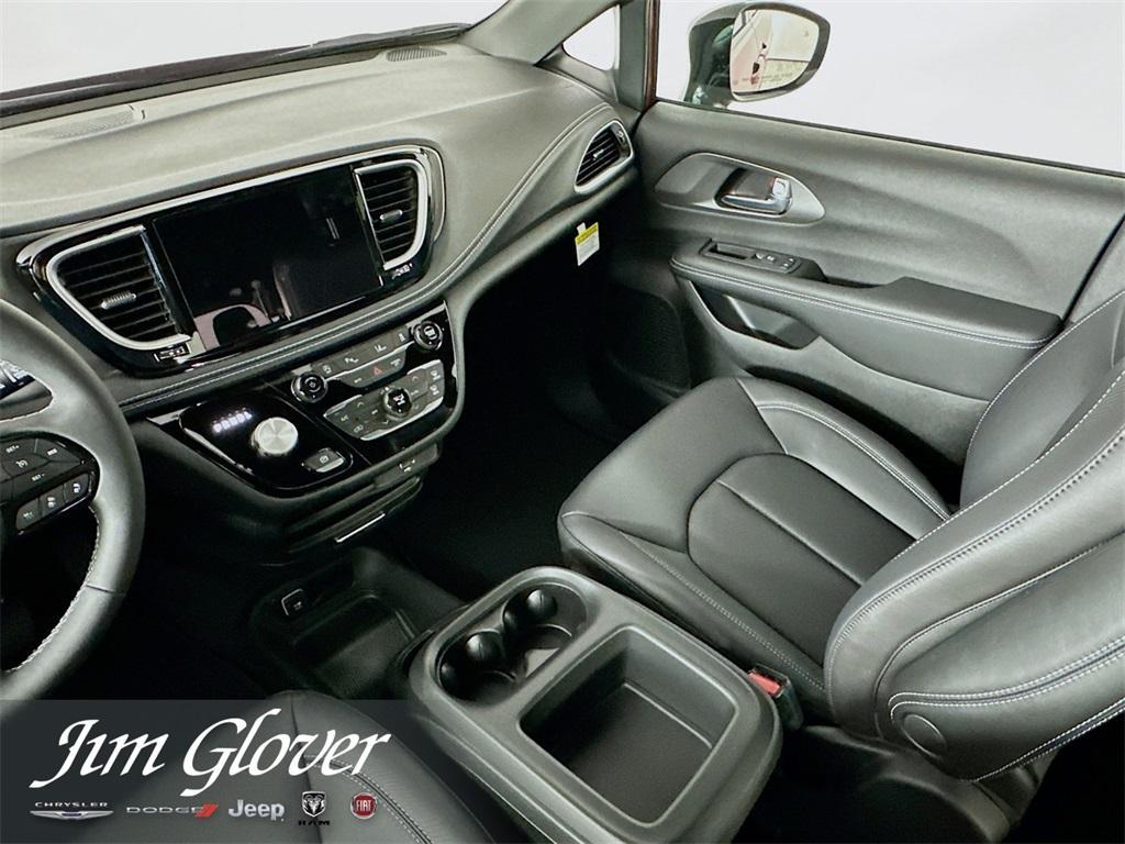 new 2026 Chrysler Pacifica car, priced at $43,550