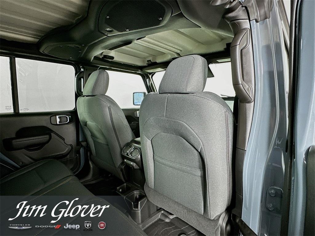 new 2025 Jeep Wrangler car, priced at $44,132