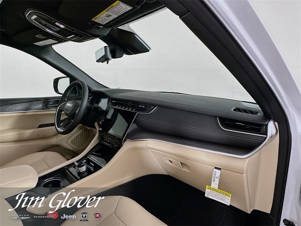 new 2025 Jeep Grand Cherokee L car, priced at $50,411