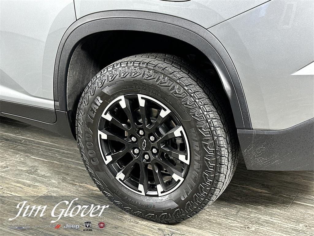 used 2024 Chevrolet Traverse car, priced at $48,269