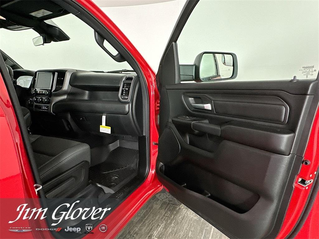 new 2025 Ram 1500 car, priced at $47,373