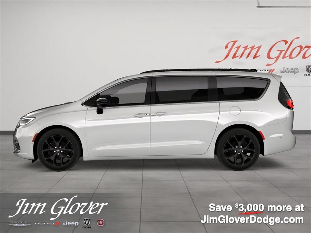 new 2026 Chrysler Pacifica car, priced at $45,544