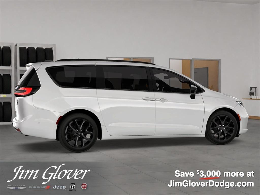 new 2026 Chrysler Pacifica car, priced at $45,544