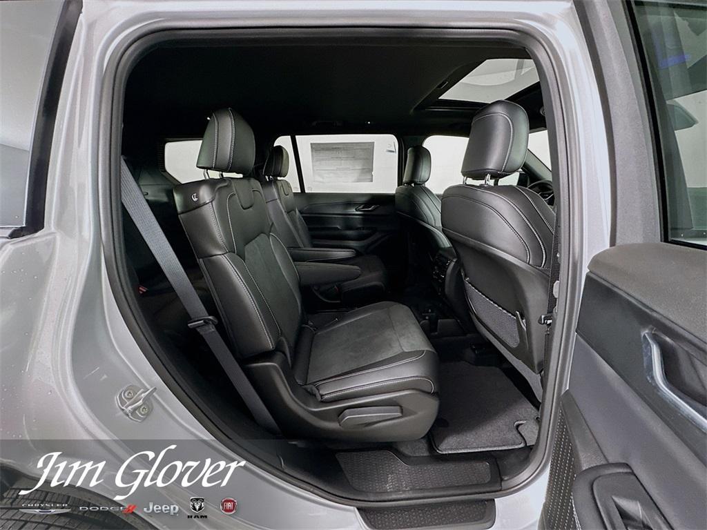 new 2025 Jeep Grand Cherokee L car, priced at $44,059