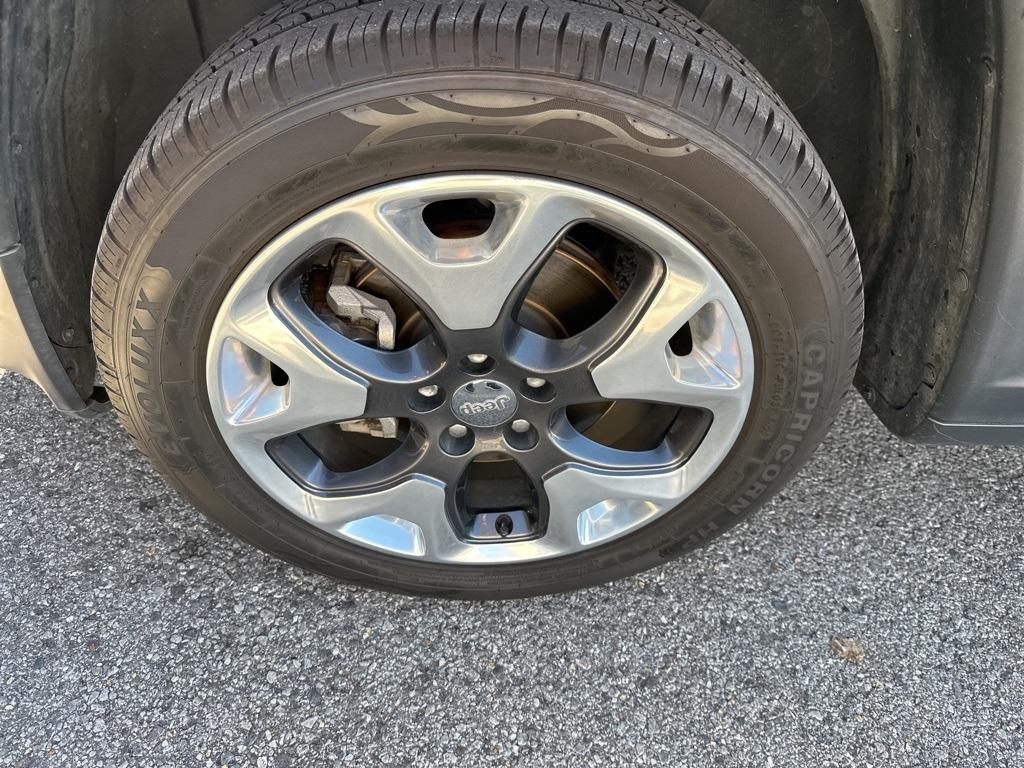 used 2018 Jeep Compass car, priced at $14,068