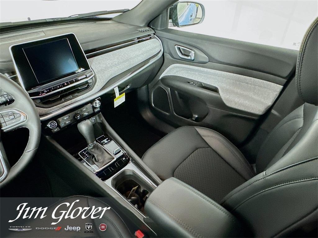 new 2026 Jeep Compass car, priced at $25,595