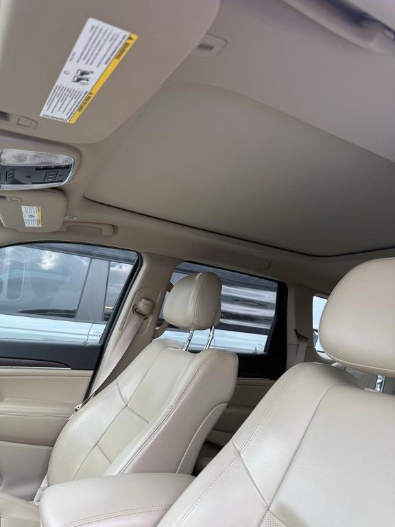 used 2017 Jeep Grand Cherokee car, priced at $13,999