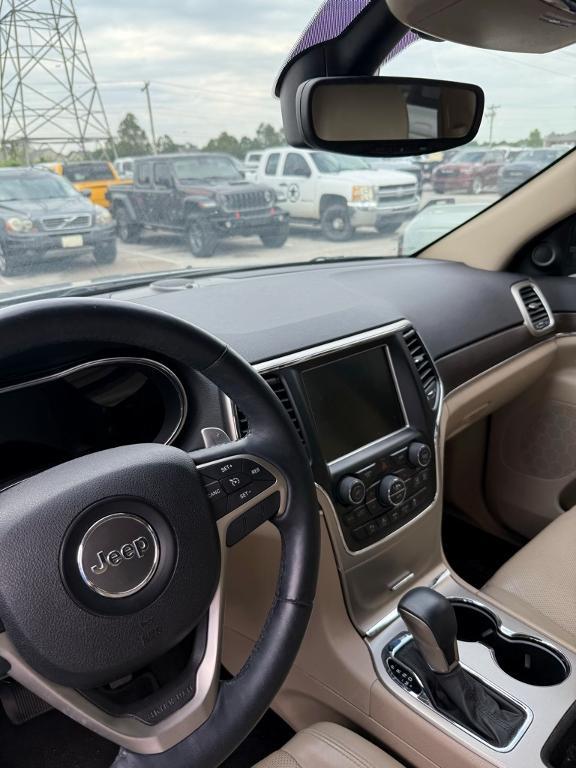 used 2017 Jeep Grand Cherokee car, priced at $13,999