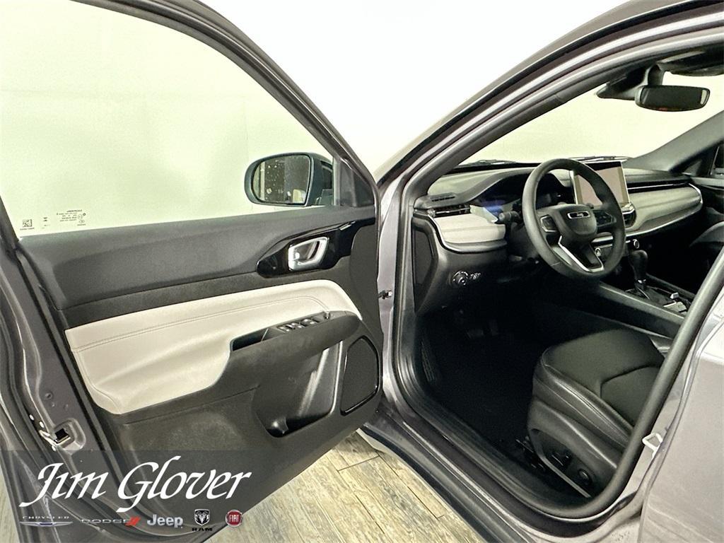 used 2024 Jeep Compass car, priced at $28,268