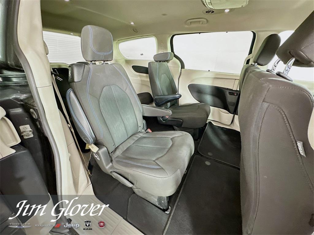 used 2021 Chrysler Pacifica car, priced at $23,802