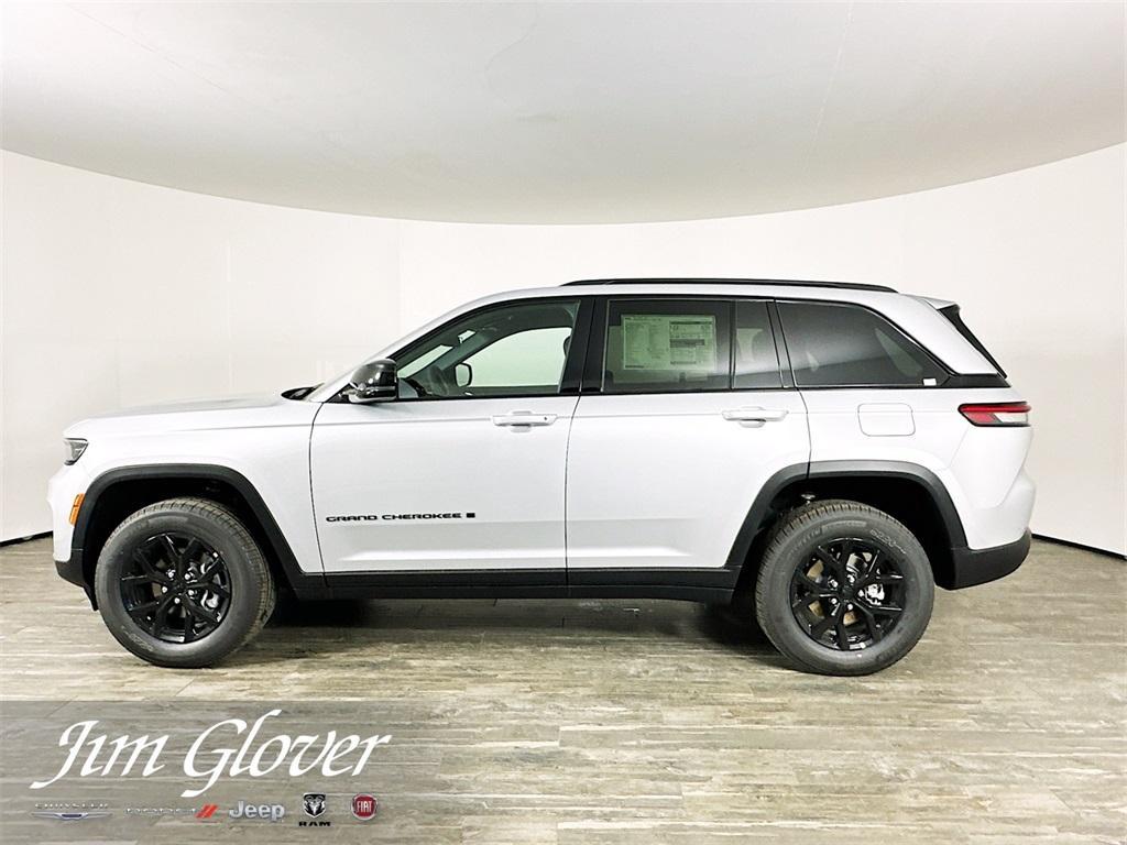 new 2025 Jeep Grand Cherokee car, priced at $39,025