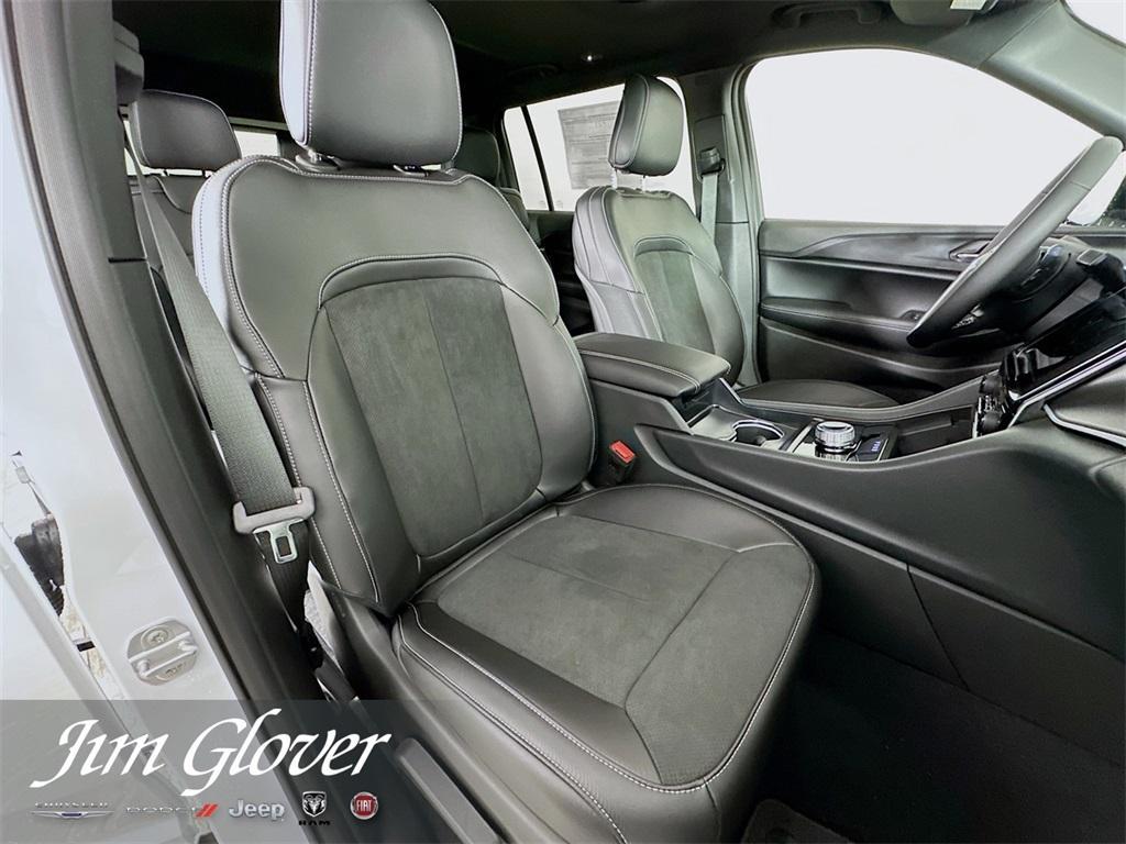 new 2025 Jeep Grand Cherokee L car, priced at $41,171