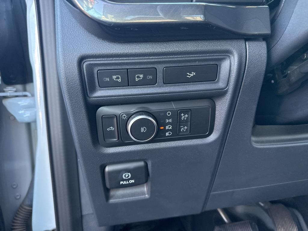 used 2022 Ford F-150 car, priced at $34,999