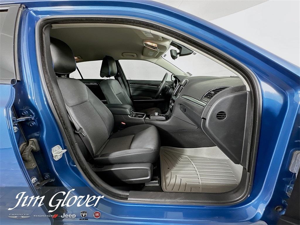 used 2023 Chrysler 300 car, priced at $25,790