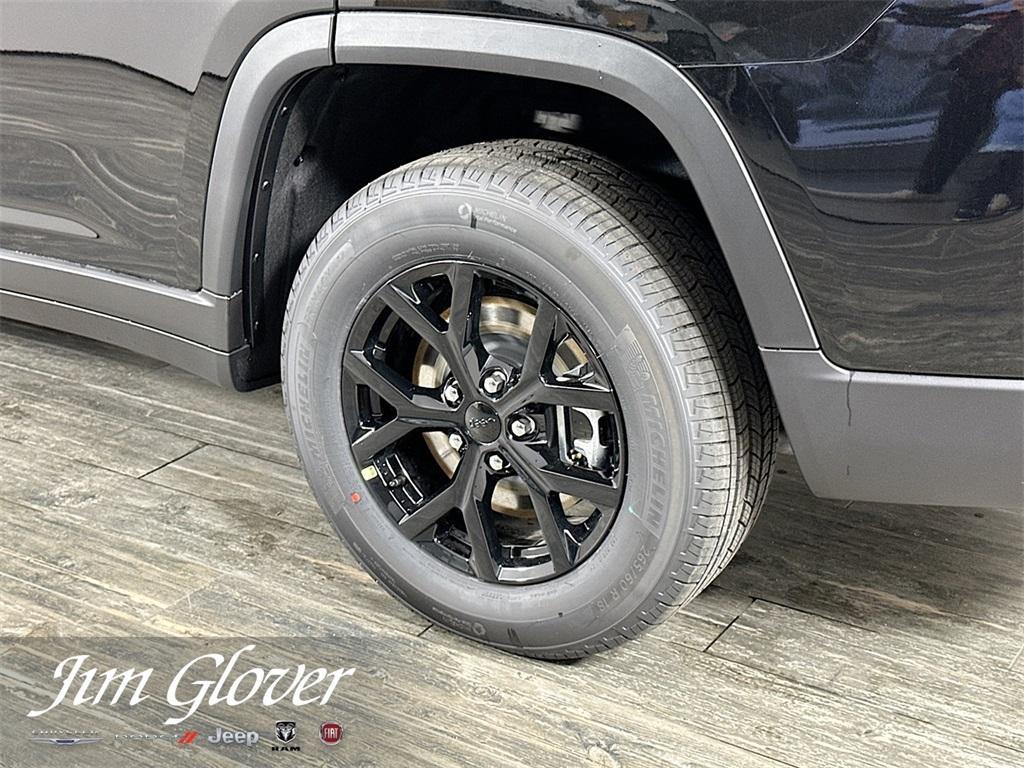 new 2025 Jeep Grand Cherokee L car, priced at $41,638