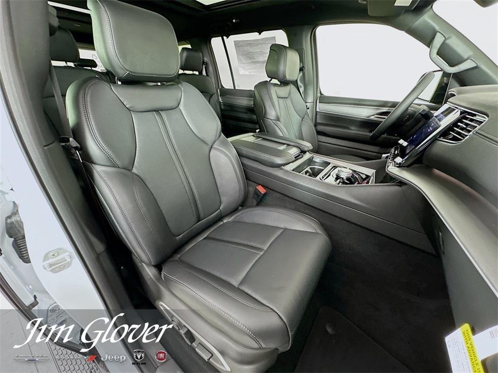 new 2025 Jeep Wagoneer L car, priced at $75,477