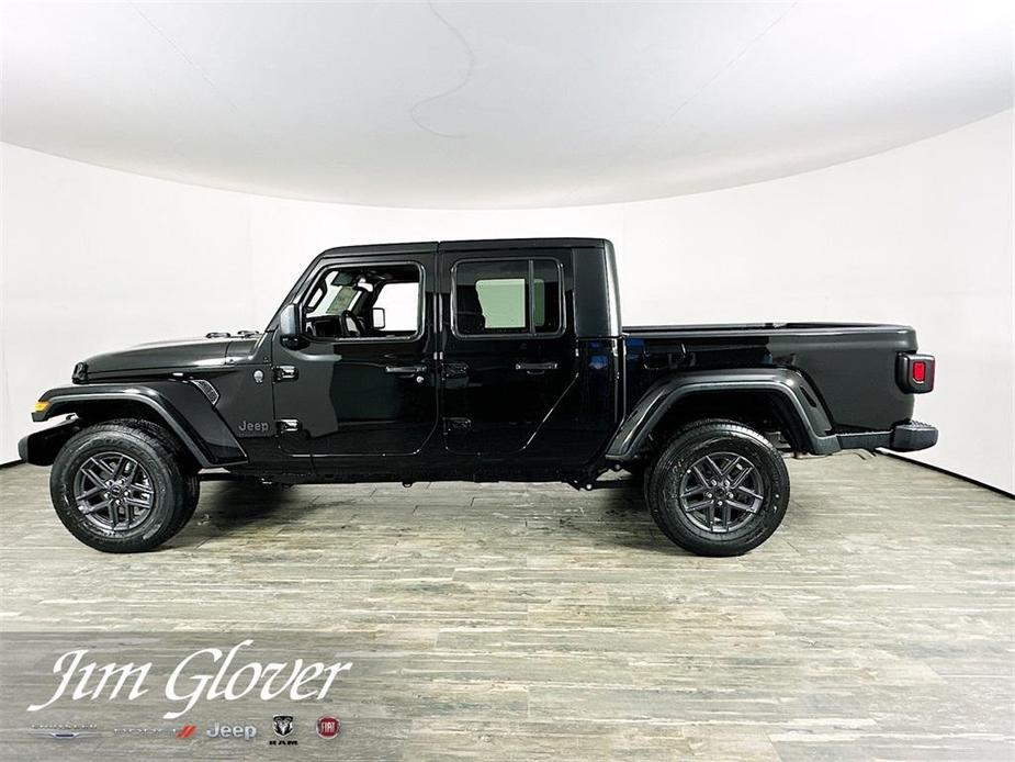 new 2024 Jeep Gladiator car, priced at $39,882