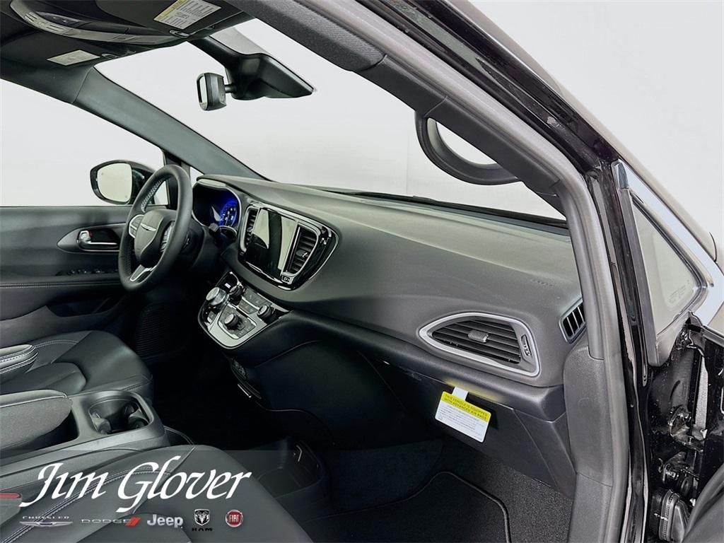 new 2025 Chrysler Voyager car, priced at $36,477