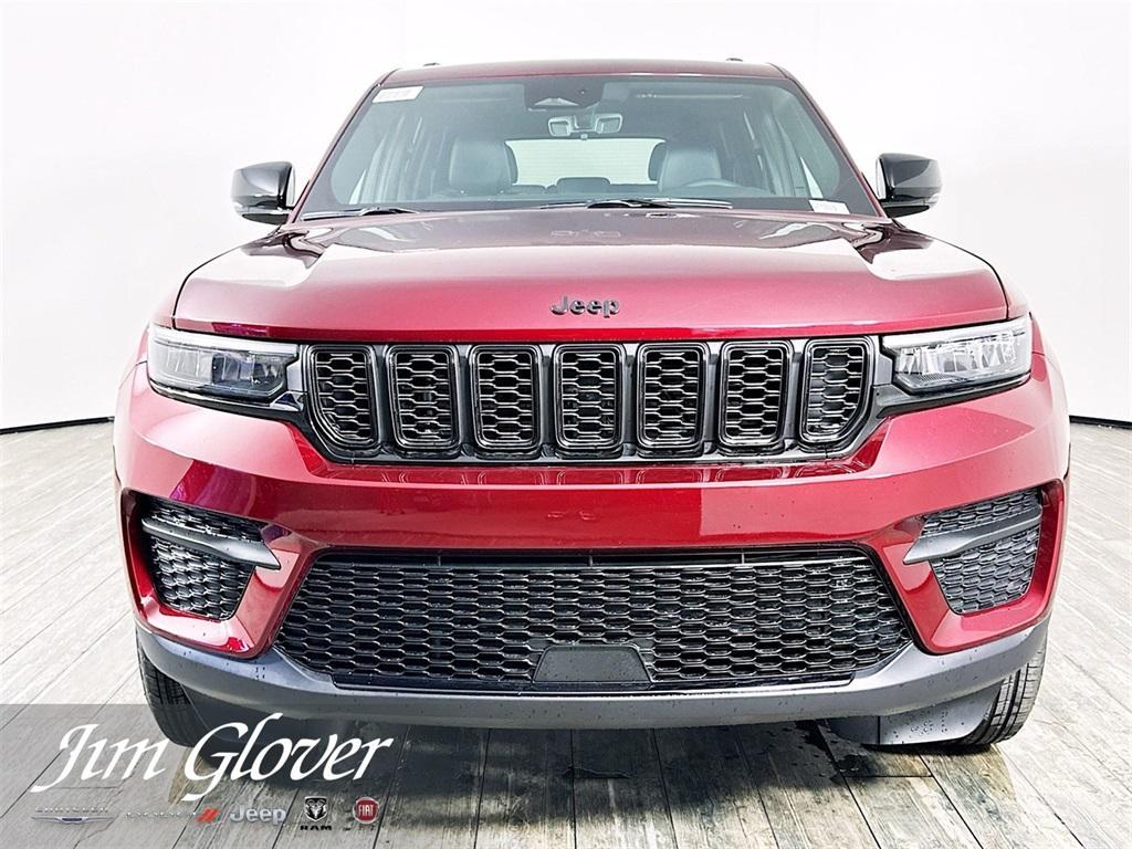 new 2025 Jeep Grand Cherokee car, priced at $41,474