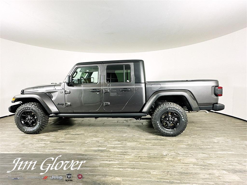 new 2025 Jeep Gladiator car, priced at $44,980