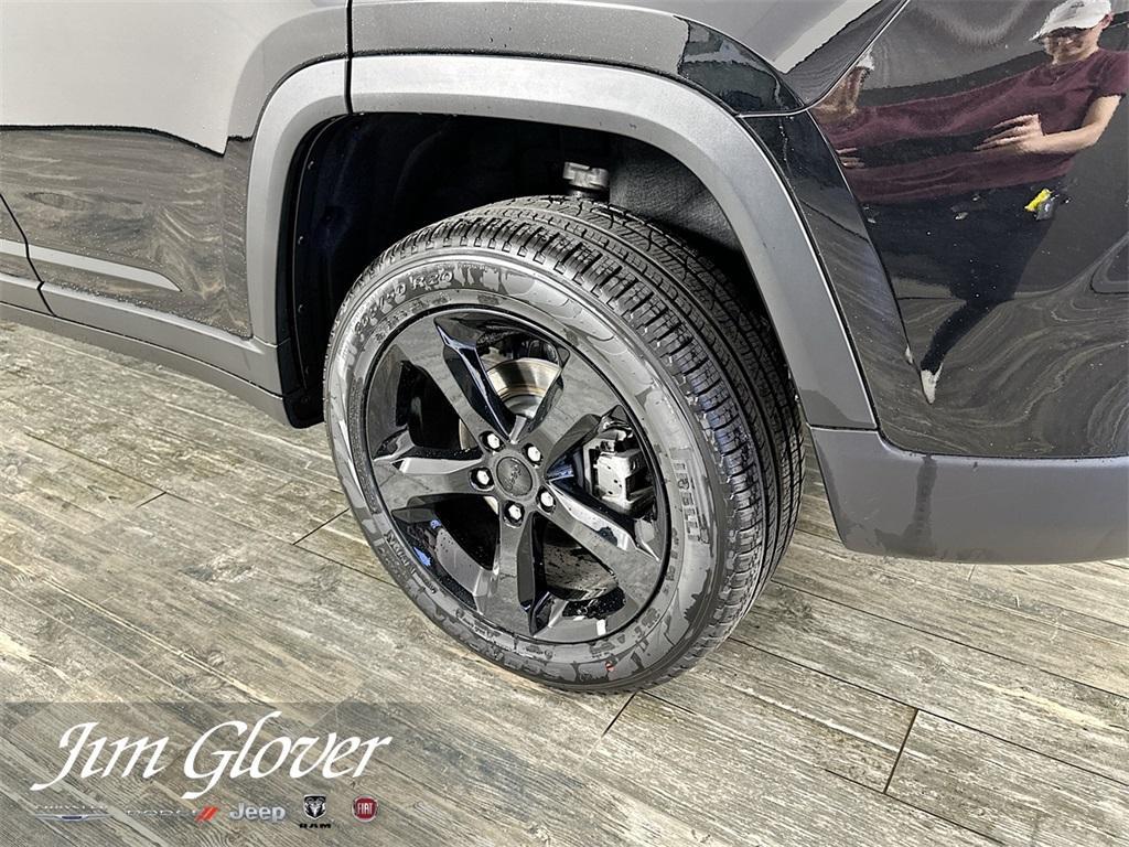 new 2025 Jeep Grand Cherokee car, priced at $49,034