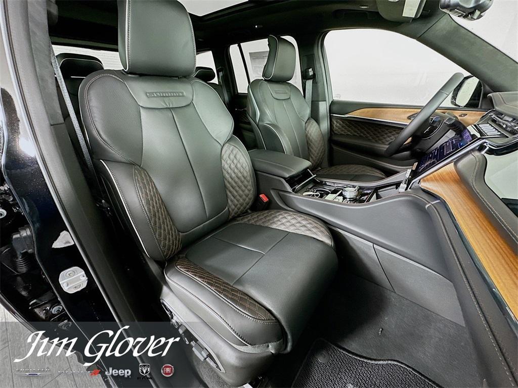 new 2025 Jeep Grand Cherokee car, priced at $63,512