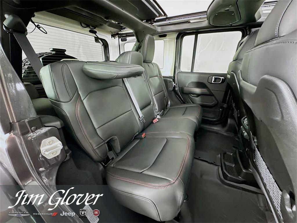 new 2025 Jeep Wrangler car, priced at $62,871