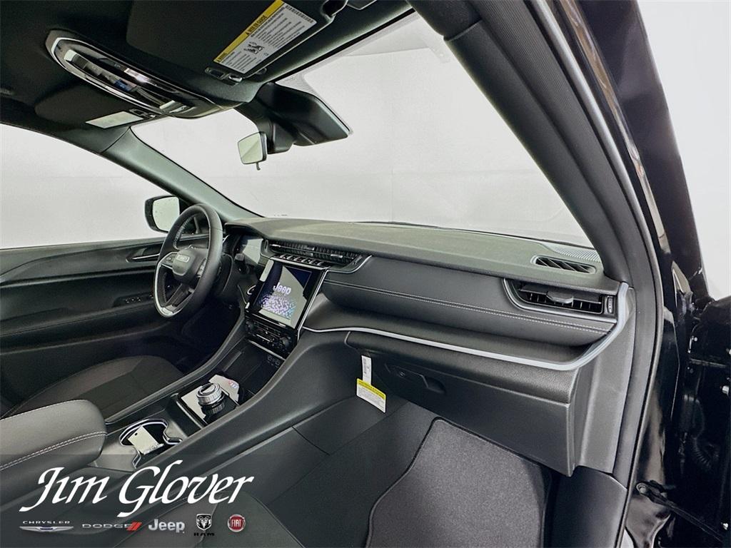 new 2025 Jeep Grand Cherokee car, priced at $41,524