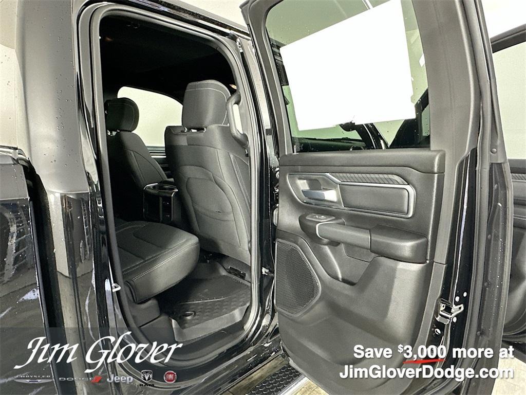 new 2025 Ram 1500 car, priced at $48,427