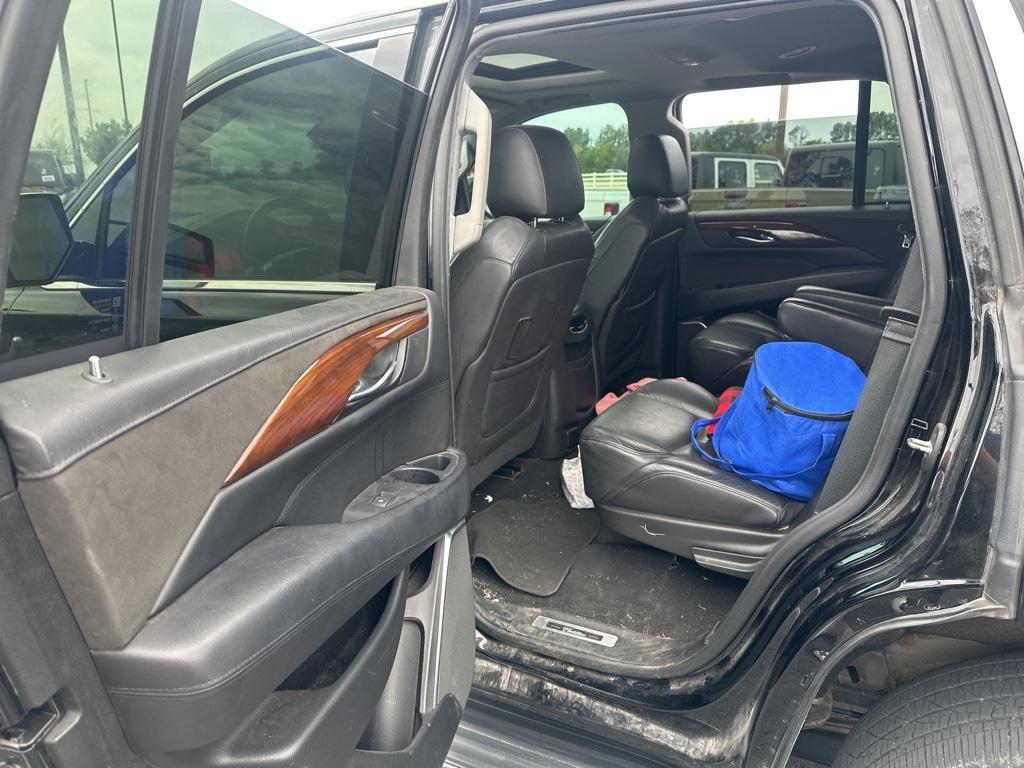 used 2019 Cadillac Escalade car, priced at $33,570